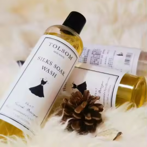 Wool-Cashmere-Shampoo-1