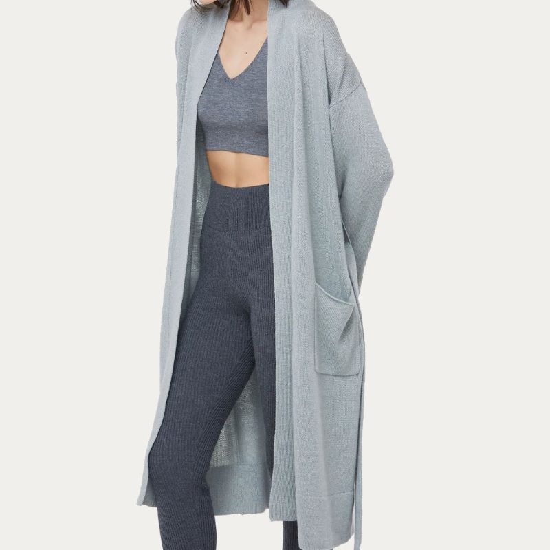 ከፍተኛ ጥራት ያለው ረጅም የቅንጦት መታጠቢያ ልብስ ለሴቶች የሙቀት ንጹህ Cashmere Fleece Robe