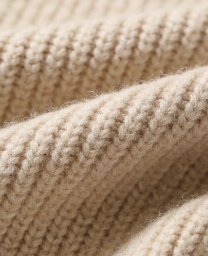 Core color cashmere sweater