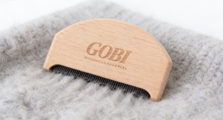 a cashmere comb