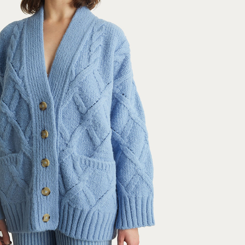 Fashion Pattern Cashmere Wool Blended Cardigan With Button Placket