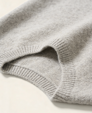 Cashmere wool sweater