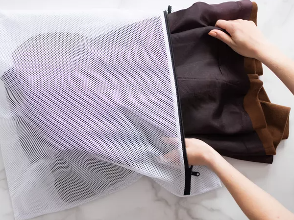 How to Fold a Wool Coat Correctly? 3 Easy Actions to Store Without Damaging the Coat