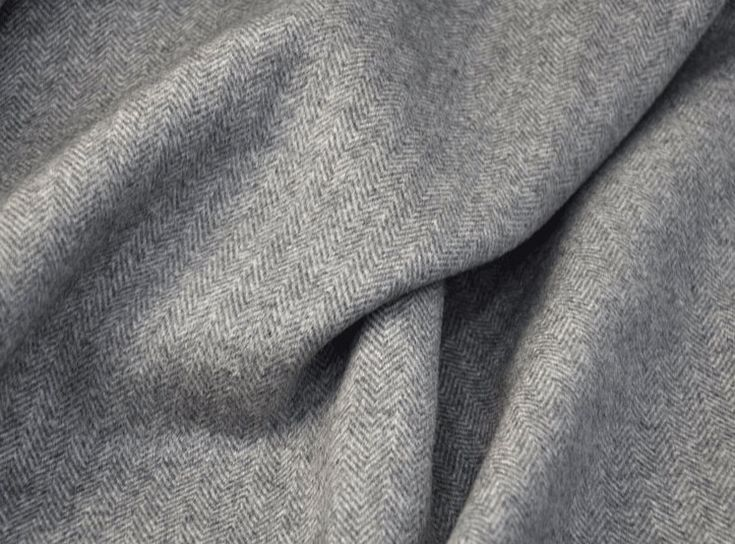 Discover the luxury of Super 100s Merino wool: the ultimate choice for your winter collection