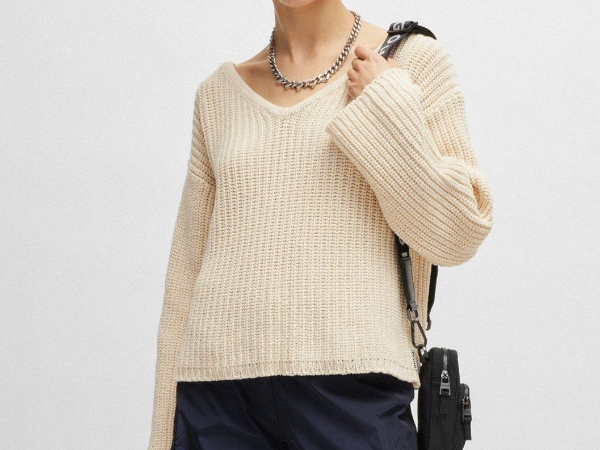 Gently Wash Wool & Cashmere Sweater at Home—7 Genius Steps (No Shrink. No Stains. No Stress.)
